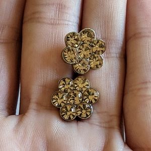 FREE with any purchase in my closet! Vintage Gold Crystal Flower Post Earrings